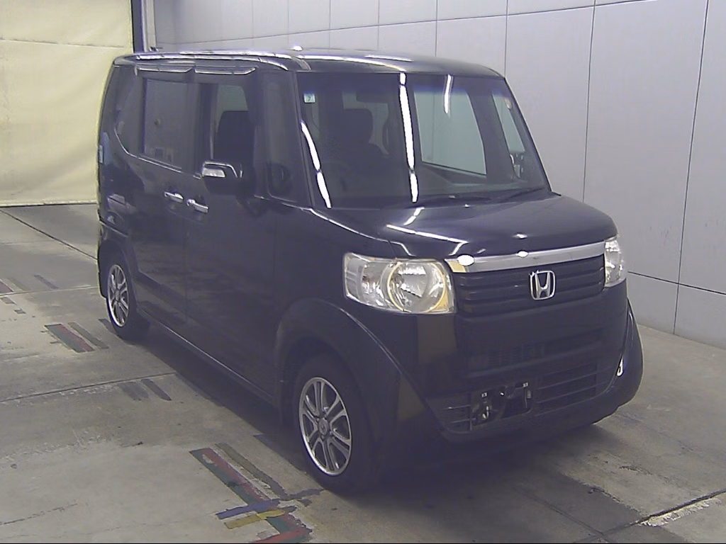 HONDA N-BOX