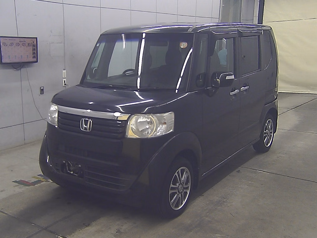 HONDA N-BOX