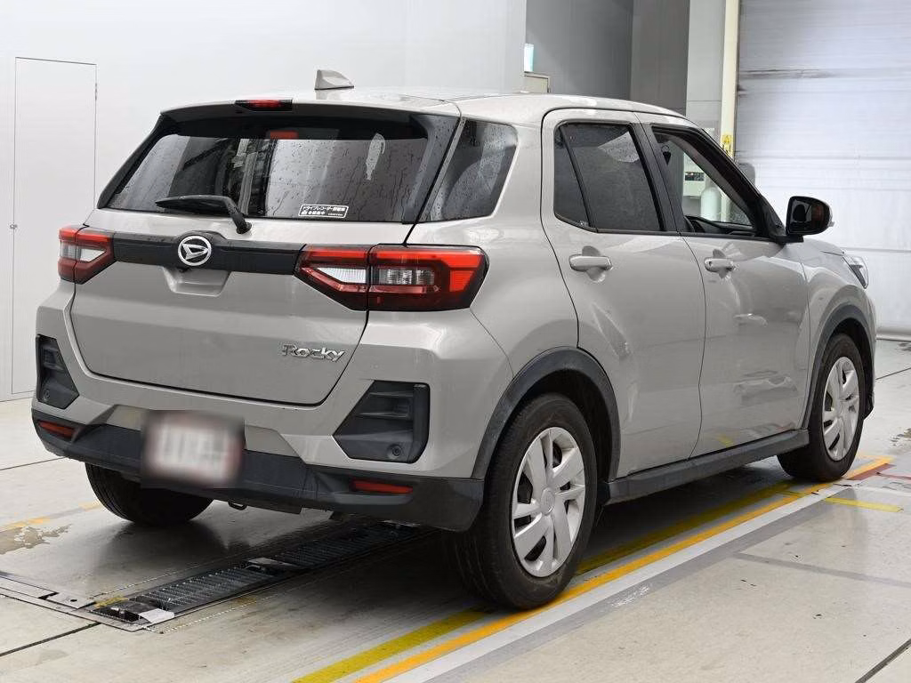 DAIHATSU ROCKY