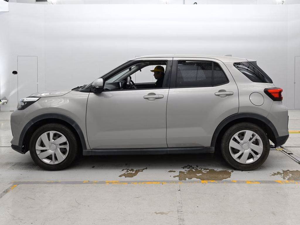 DAIHATSU ROCKY