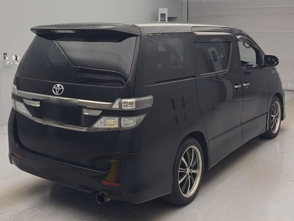 TOYOTA VELLFIRE