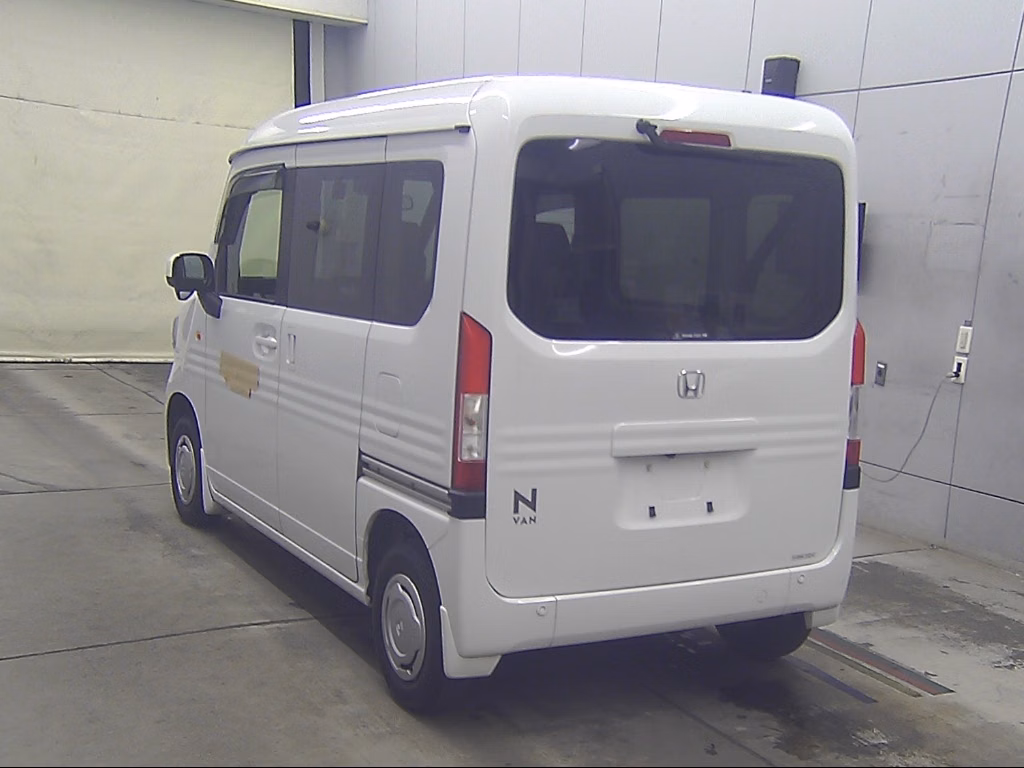 HONDA N-VAN