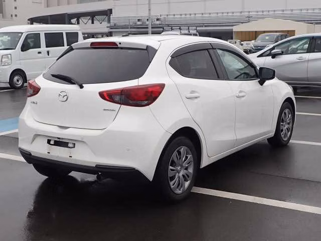 MAZDA MAZDA2