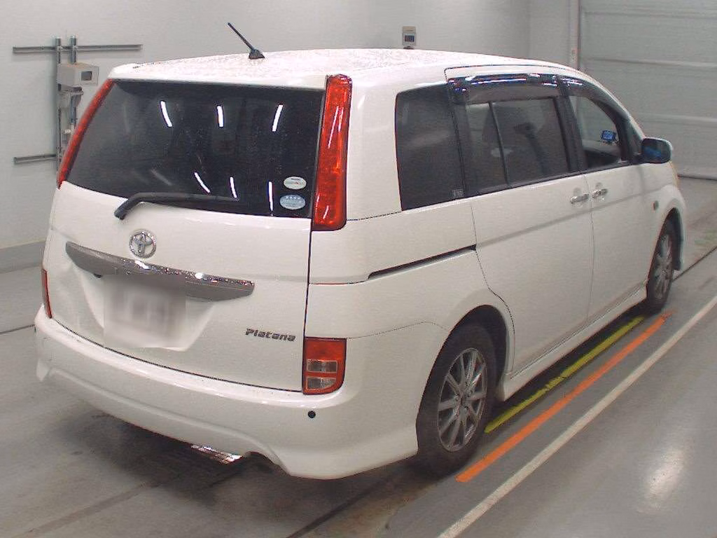 TOYOTA ISIS