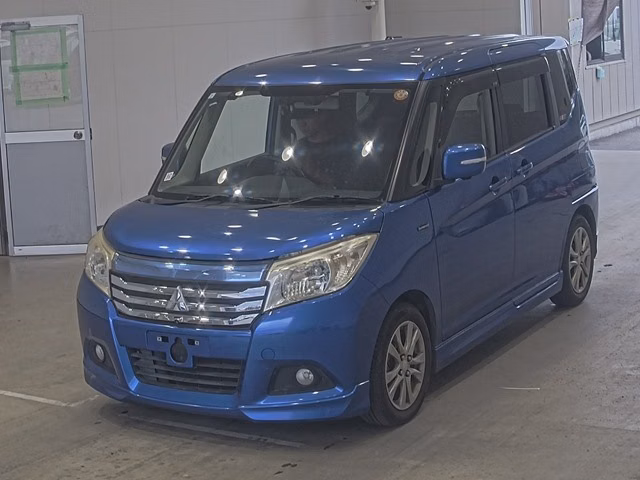 MITSUBISHI DELICA D:2