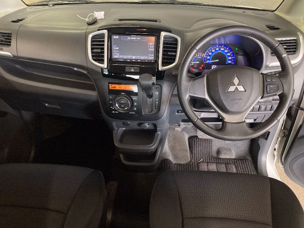 MITSUBISHI DELICA D:2
