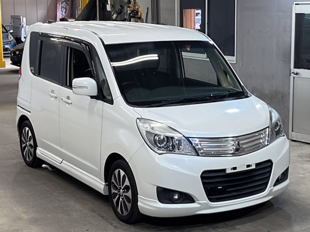 MITSUBISHI DELICA D:2