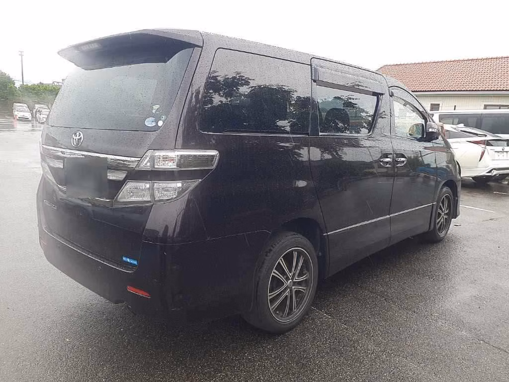 TOYOTA VELLFIRE