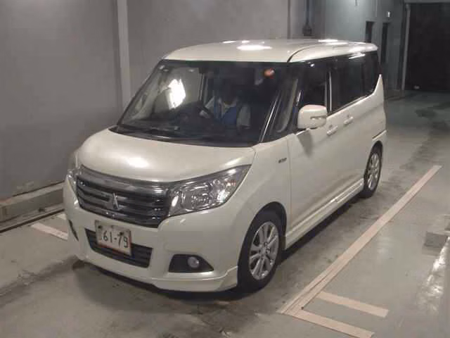 MITSUBISHI DELICA D:2