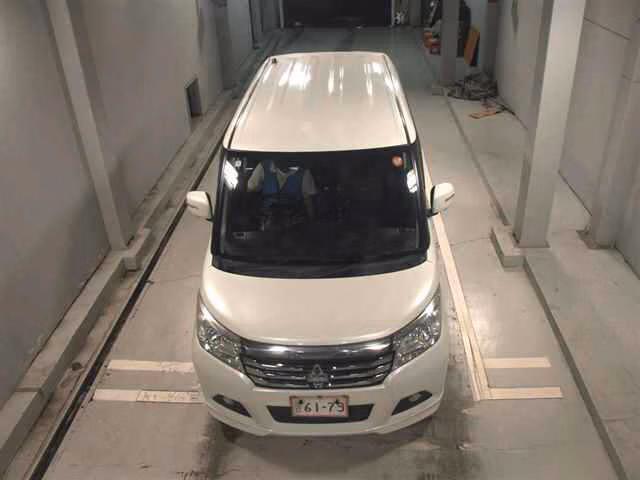 MITSUBISHI DELICA D:2