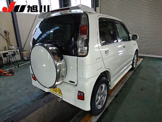 DAIHATSU TERIOS KID