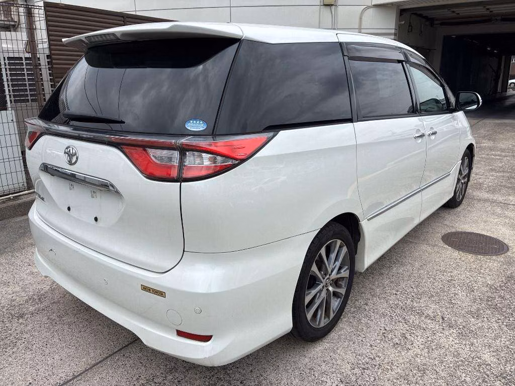 TOYOTA ESTIMA