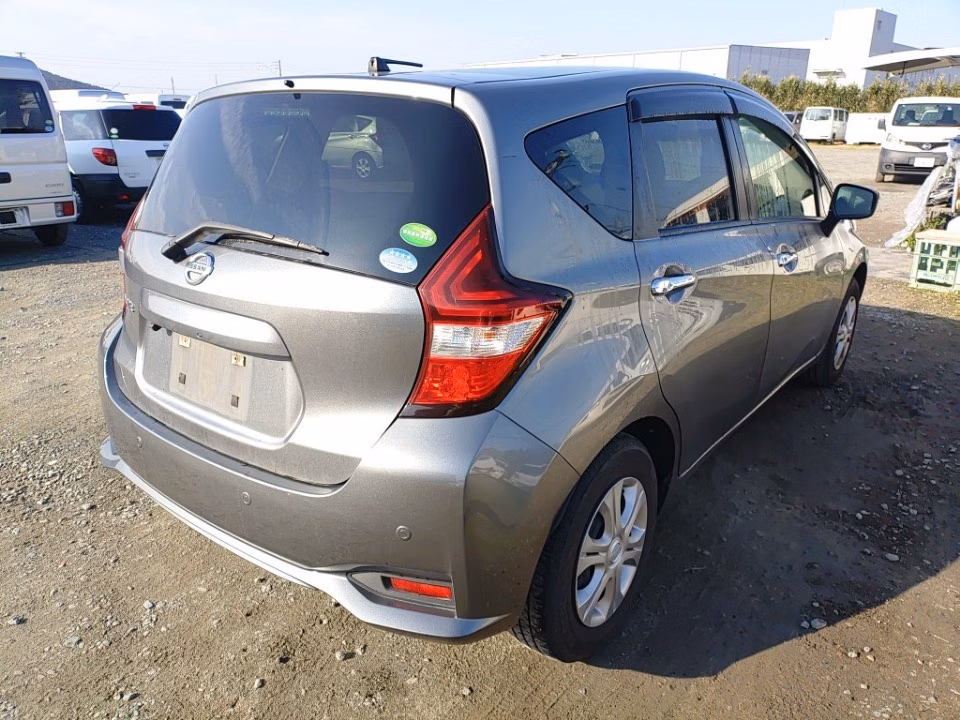 NISSAN NOTE