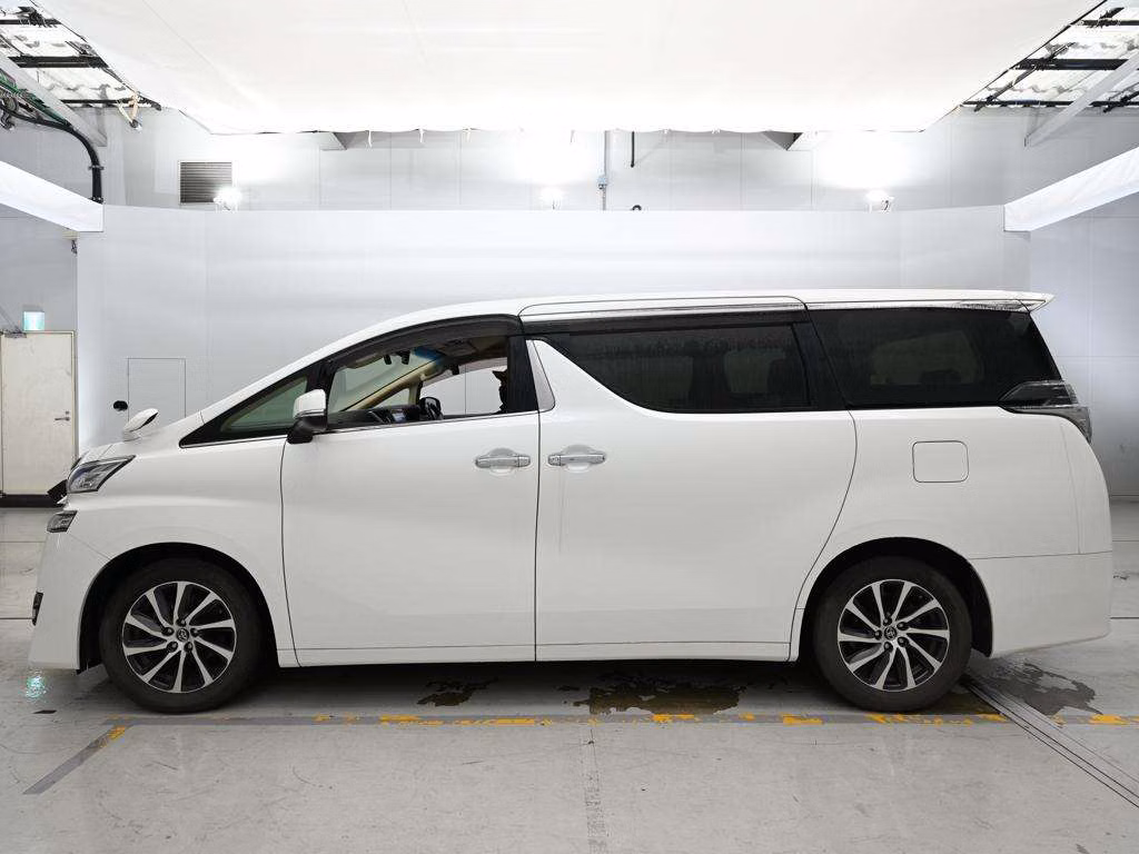 TOYOTA VELLFIRE
