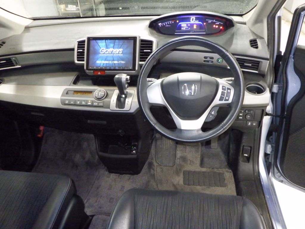 HONDA FREED