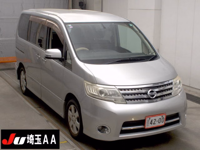 NISSAN SERENA