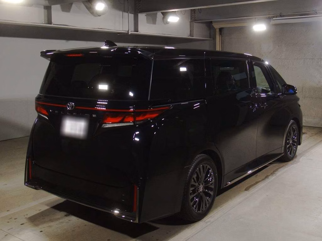 TOYOTA VELLFIRE