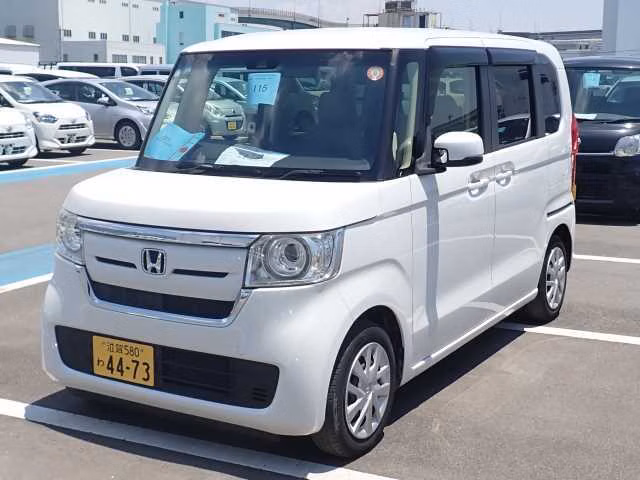 HONDA N-BOX