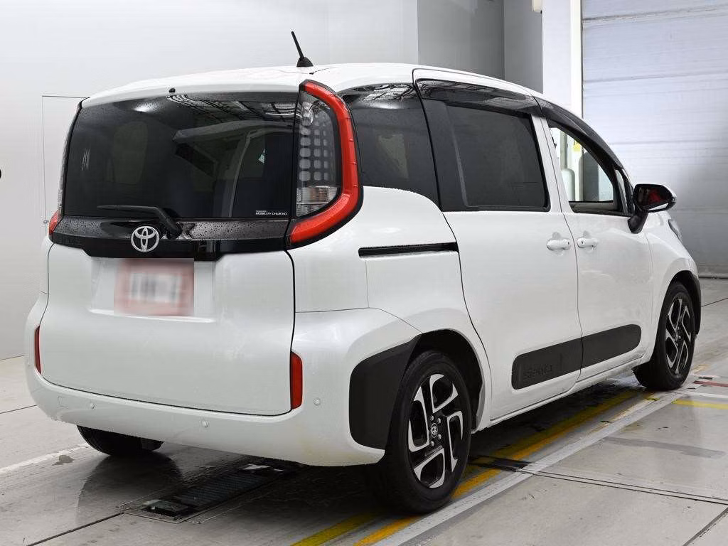 TOYOTA SIENTA