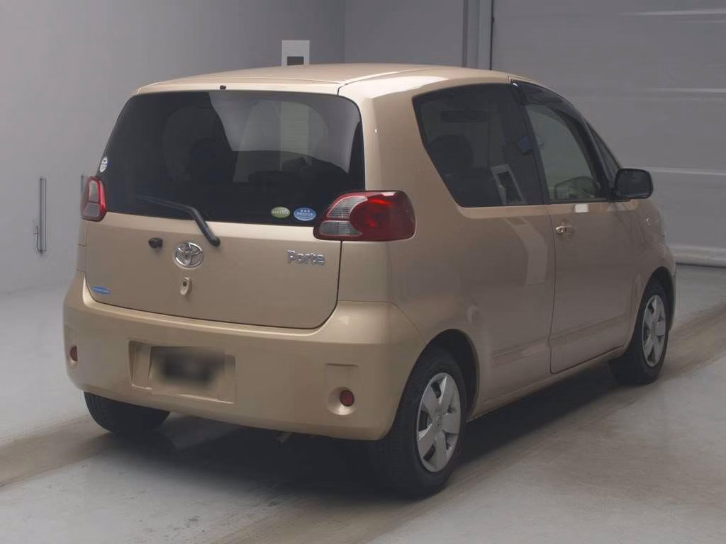 TOYOTA PORTE