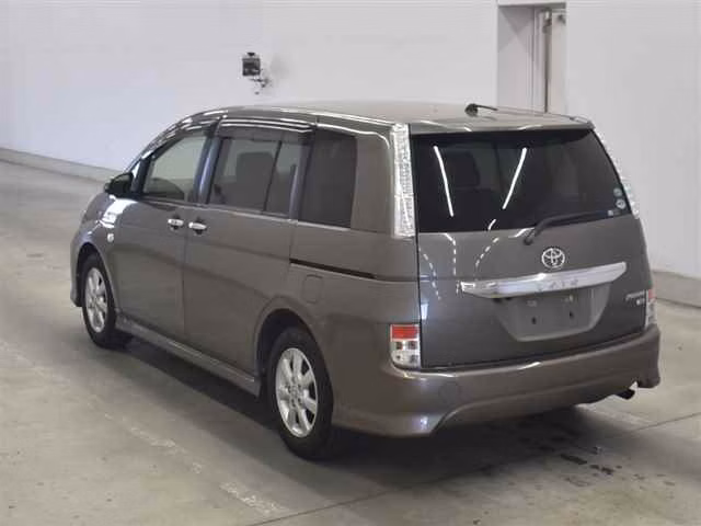 TOYOTA ISIS