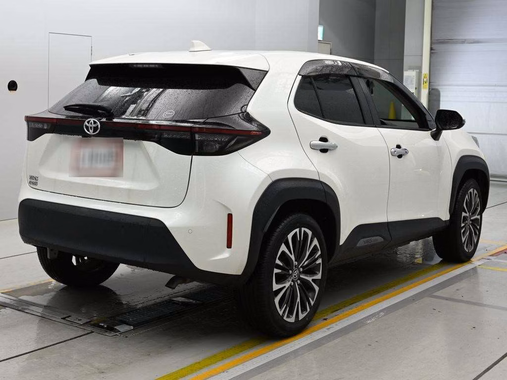 TOYOTA YARIS CROSS