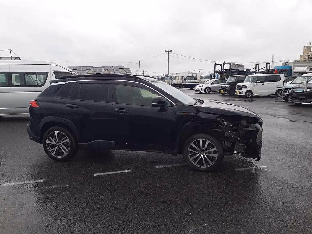 TOYOTA COROLLA CROSS