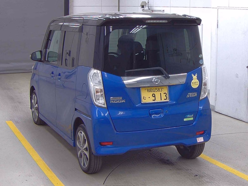 NISSAN DAYZ ROOX