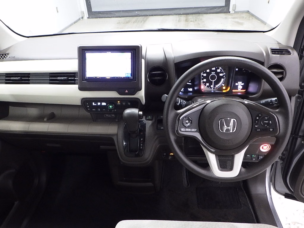 HONDA N-WGN