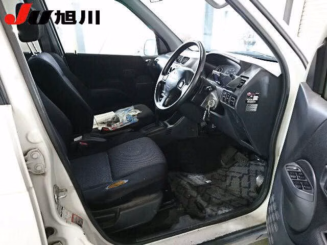 DAIHATSU TERIOS KID