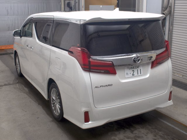 TOYOTA ALPHARD