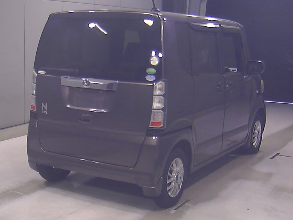 HONDA N-BOX