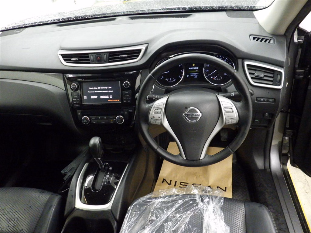 NISSAN X-TRAIL
