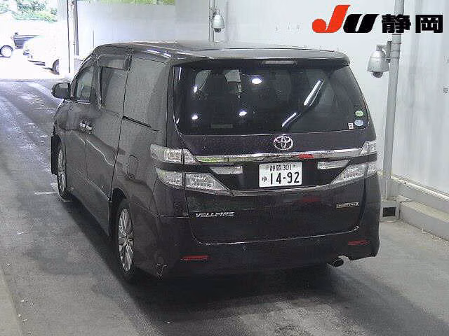TOYOTA VELLFIRE