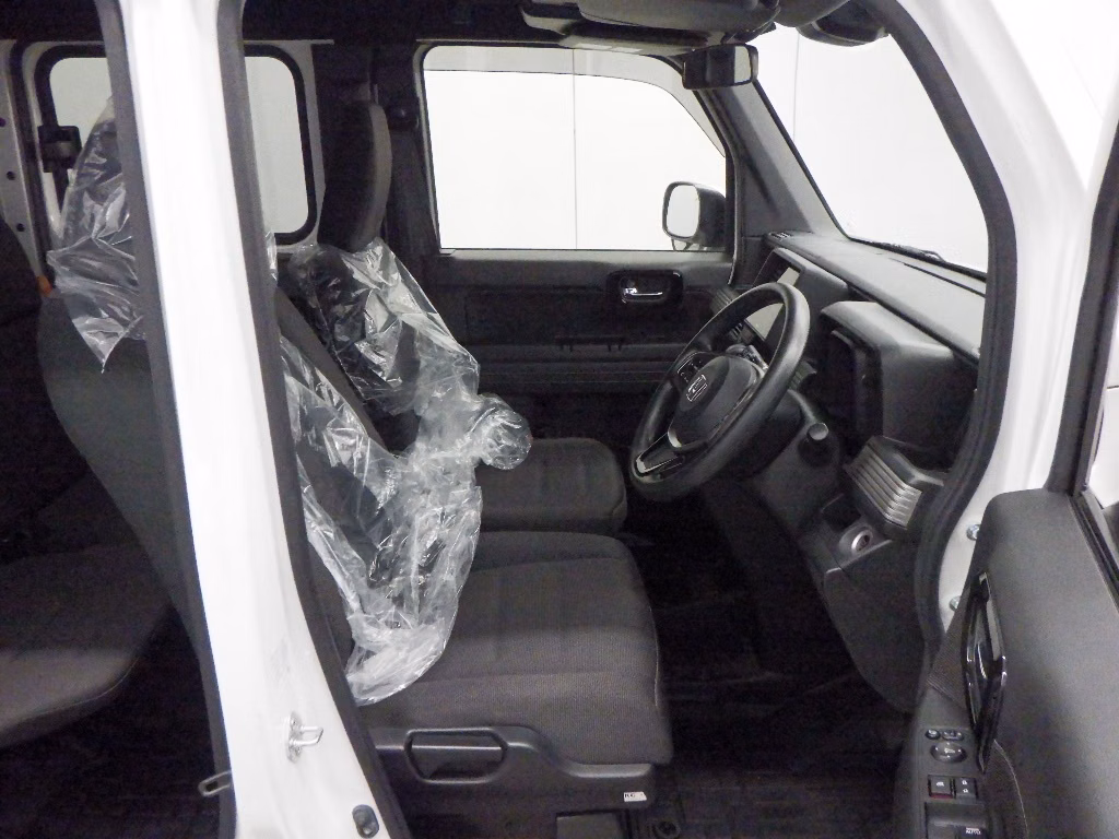 HONDA N-VAN
