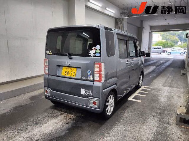 DAIHATSU WAKE