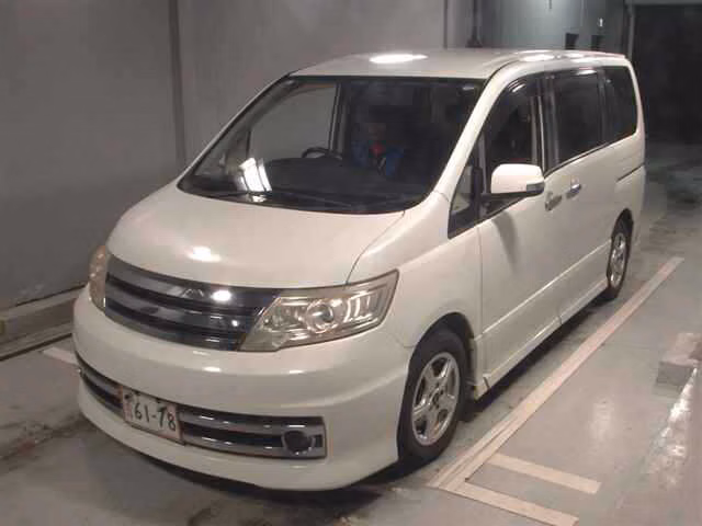 NISSAN SERENA