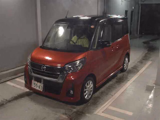 NISSAN DAYZ ROOX