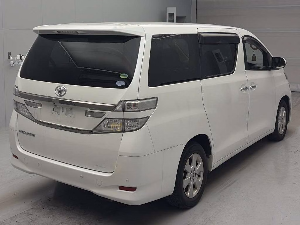 TOYOTA VELLFIRE