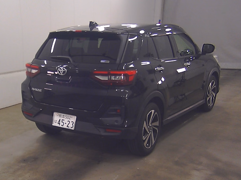 TOYOTA RAIZE