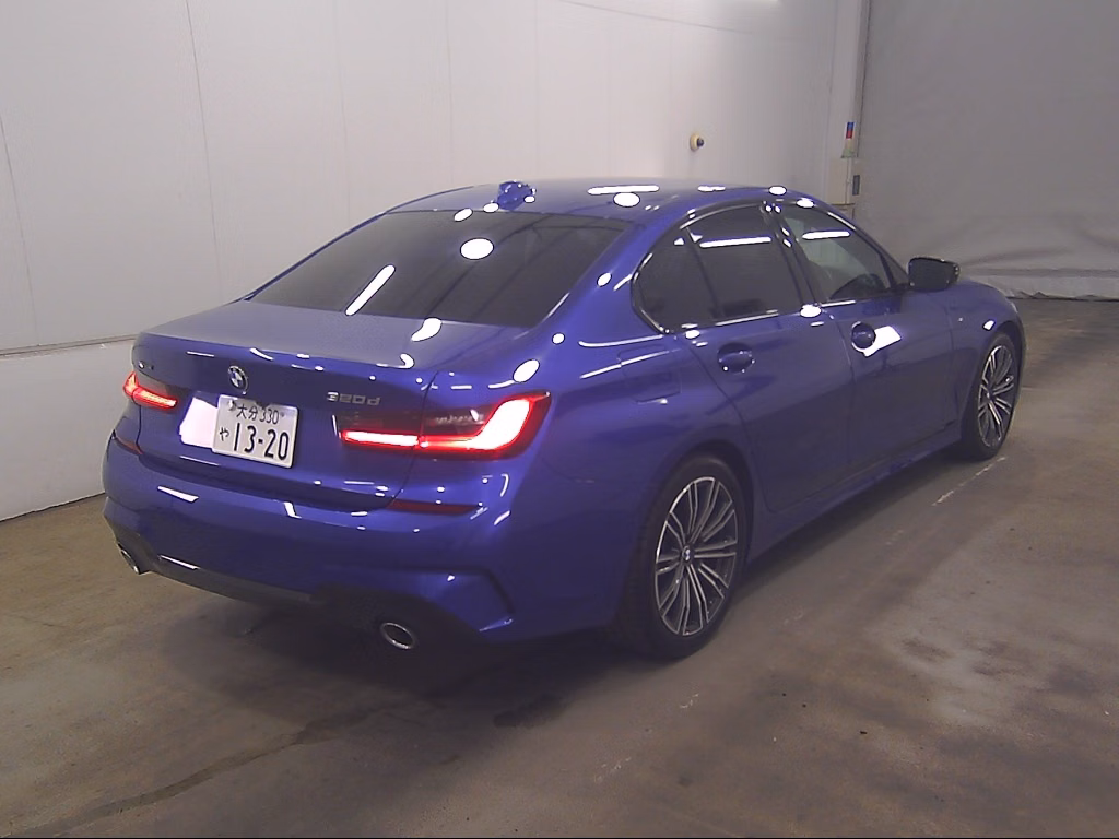 BMW 3-SERIES