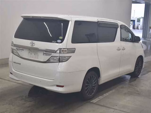 TOYOTA VELLFIRE