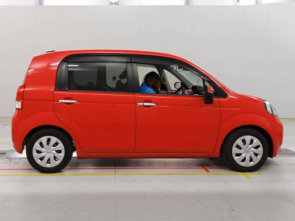TOYOTA PORTE