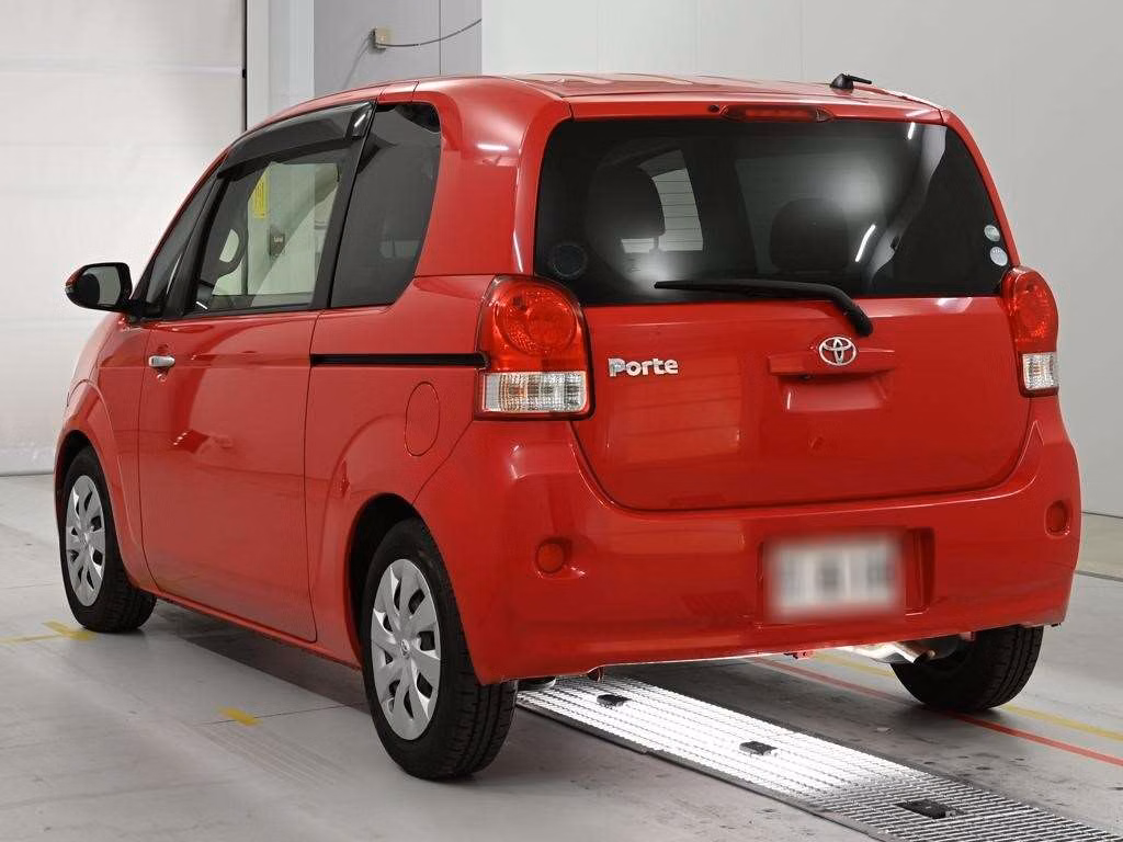 TOYOTA PORTE
