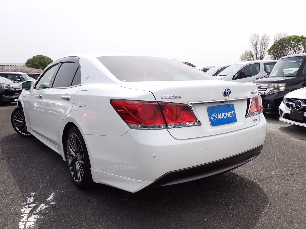 TOYOTA CROWN