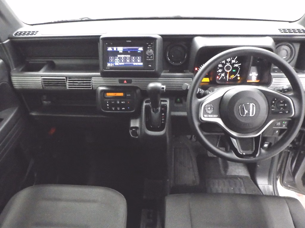 HONDA N-VAN