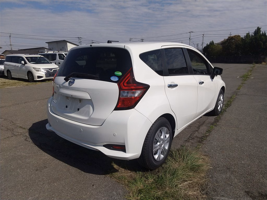 NISSAN NOTE