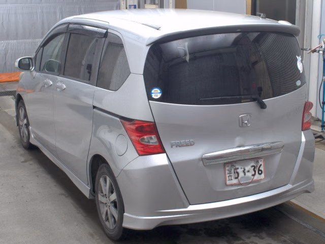 HONDA FREED