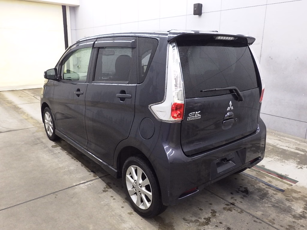 MITSUBISHI EK CUSTOM