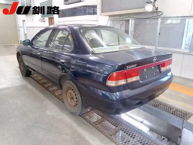 NISSAN SUNNY